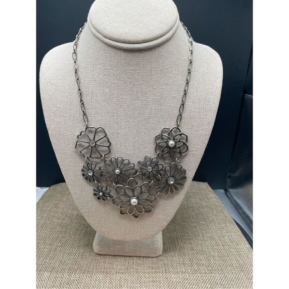 Lia Sophia Flower Design Necklace Accented With Crystals and Pearls Retired - Picture 1 of 7